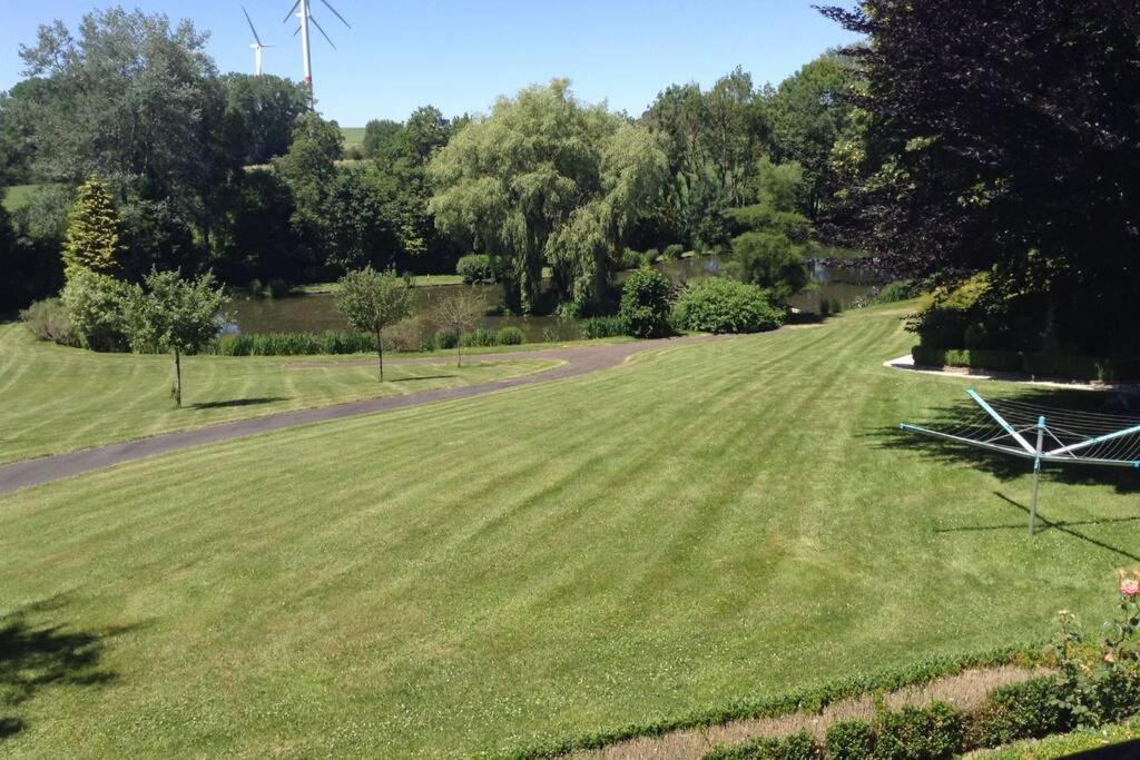 Week-end détente pour 4 pers. , piscine , jacuzzi Gouvy Exterior foto