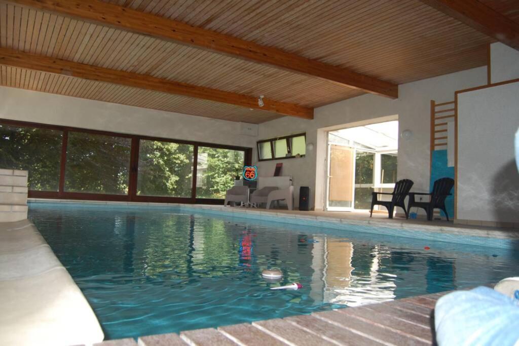 Week-end détente pour 4 pers. , piscine , jacuzzi Gouvy Exterior foto